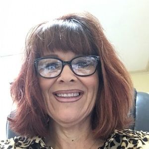 Meet your Posher, Lori